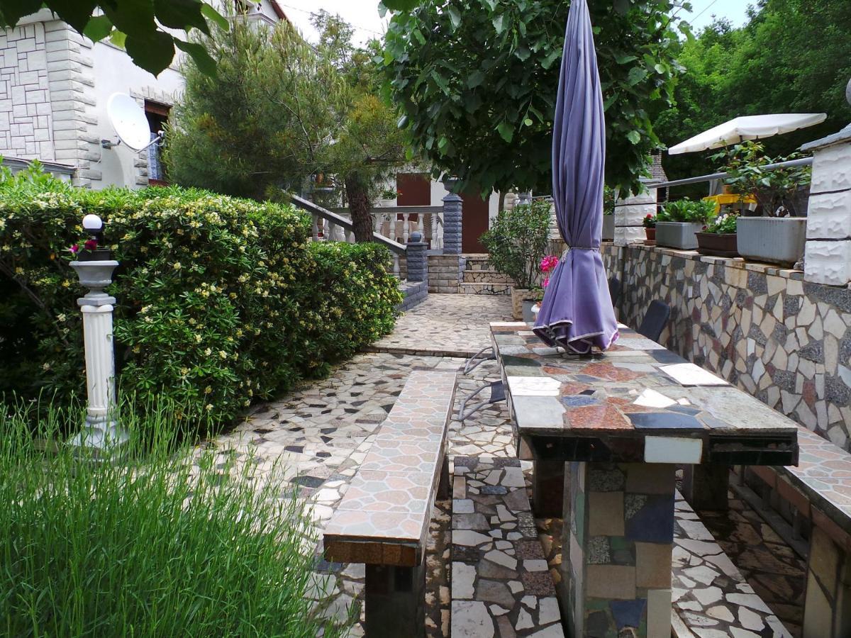 Apartamento 2 L Jablanac Exterior foto