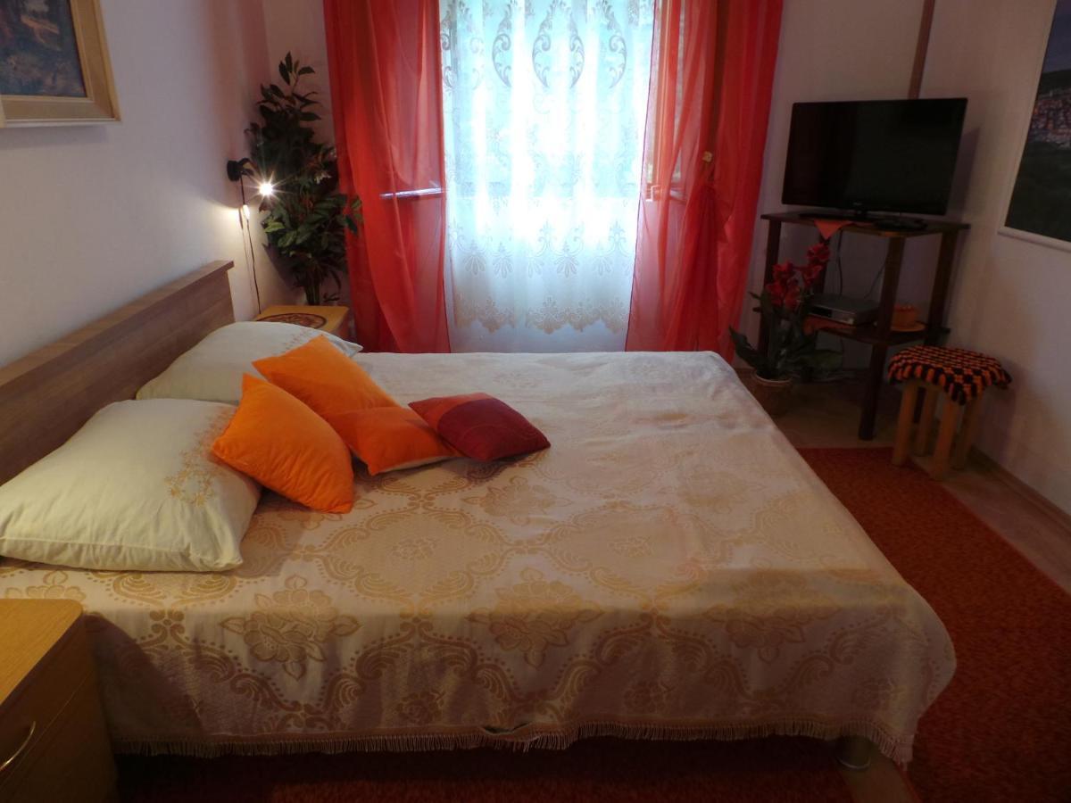 Apartamento 2 L Jablanac Exterior foto