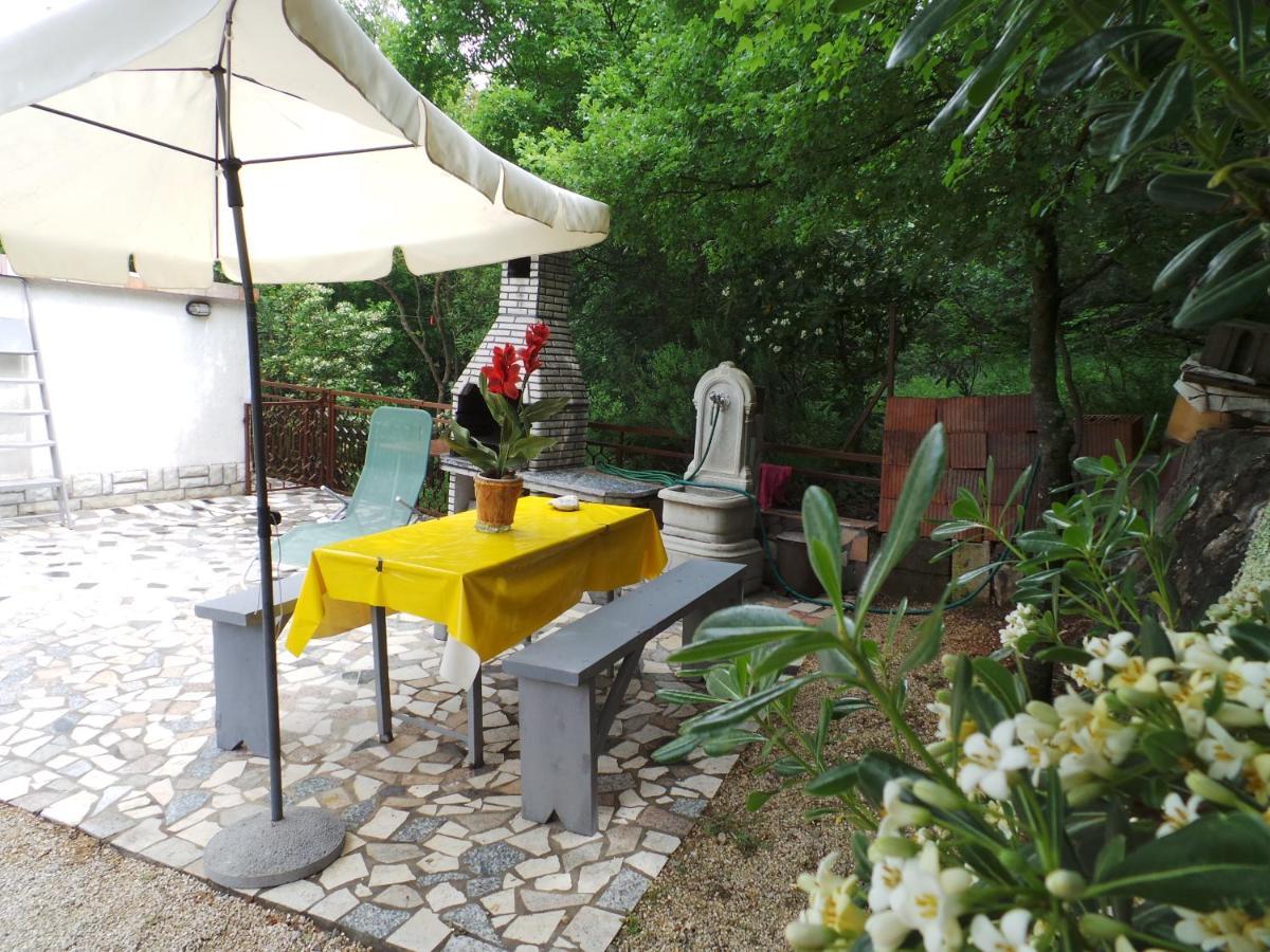 Apartamento 2 L Jablanac Exterior foto